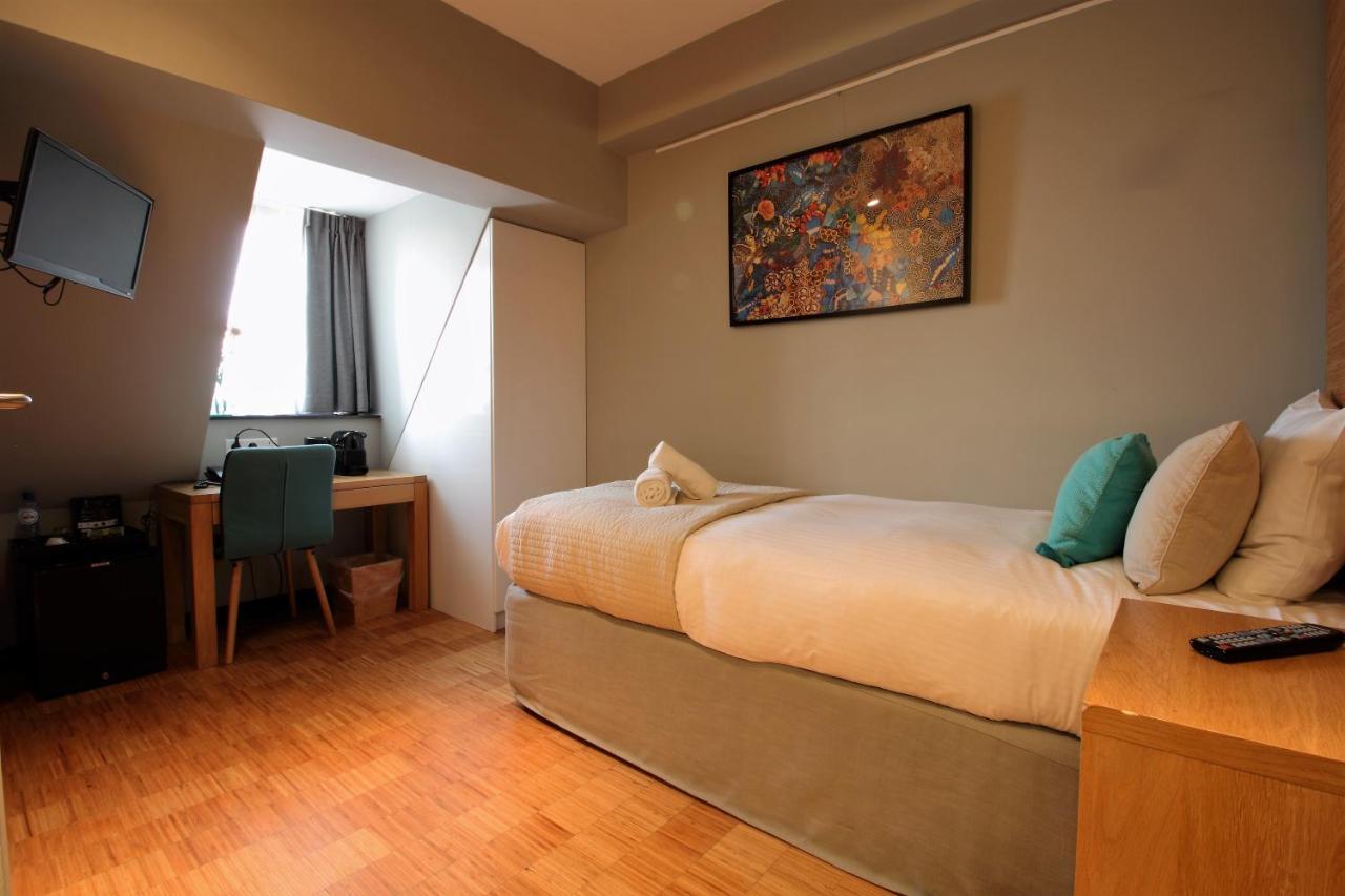The Bank Hotel Amsterdam Ruang foto