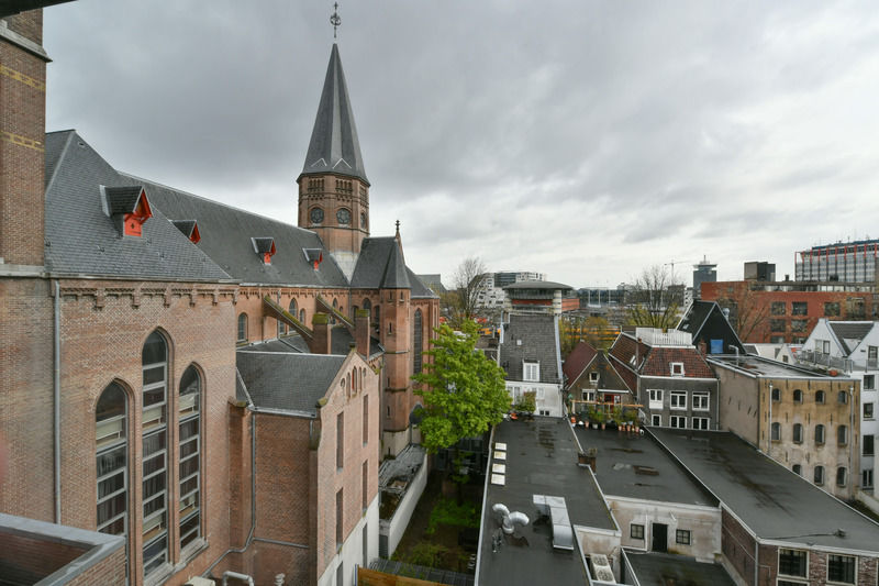 The Bank Hotel Amsterdam Bagian luar foto