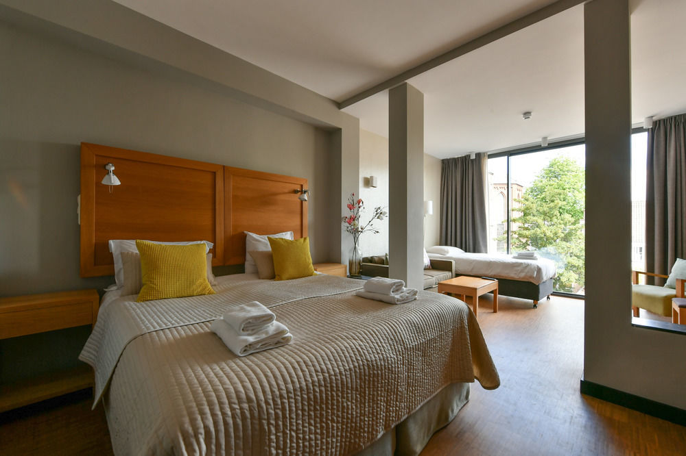 The Bank Hotel Amsterdam Bagian luar foto