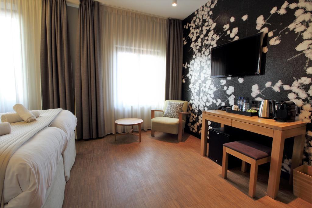 The Bank Hotel Amsterdam Bagian luar foto