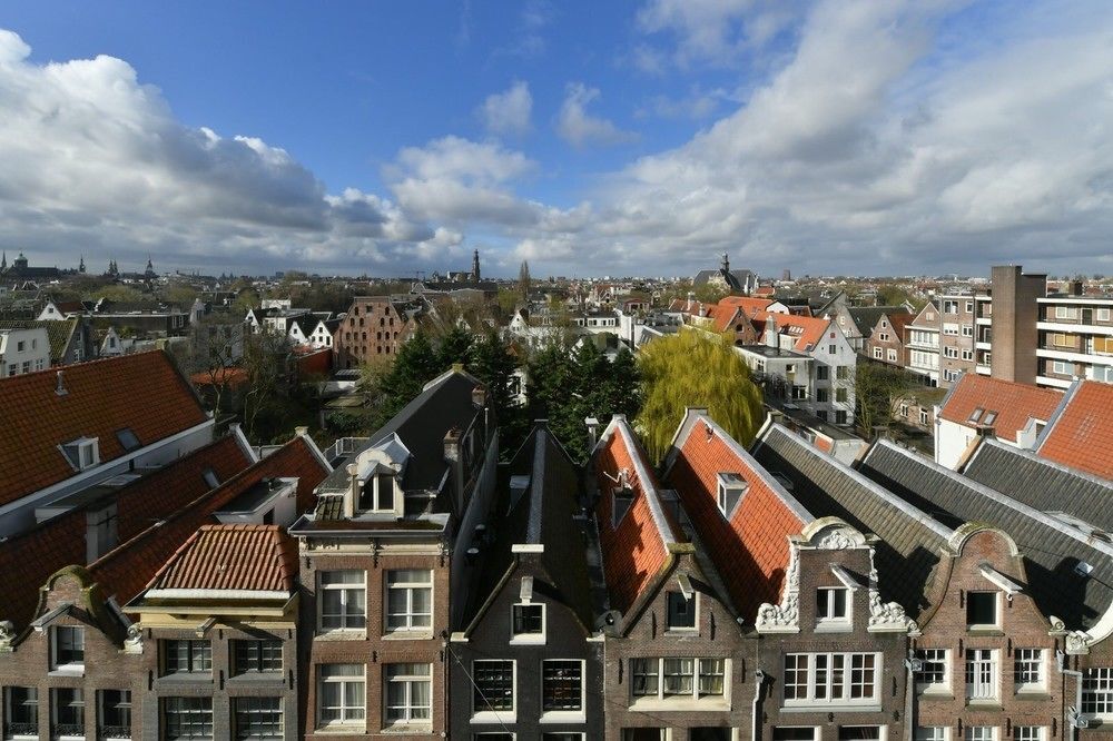 The Bank Hotel Amsterdam Bagian luar foto